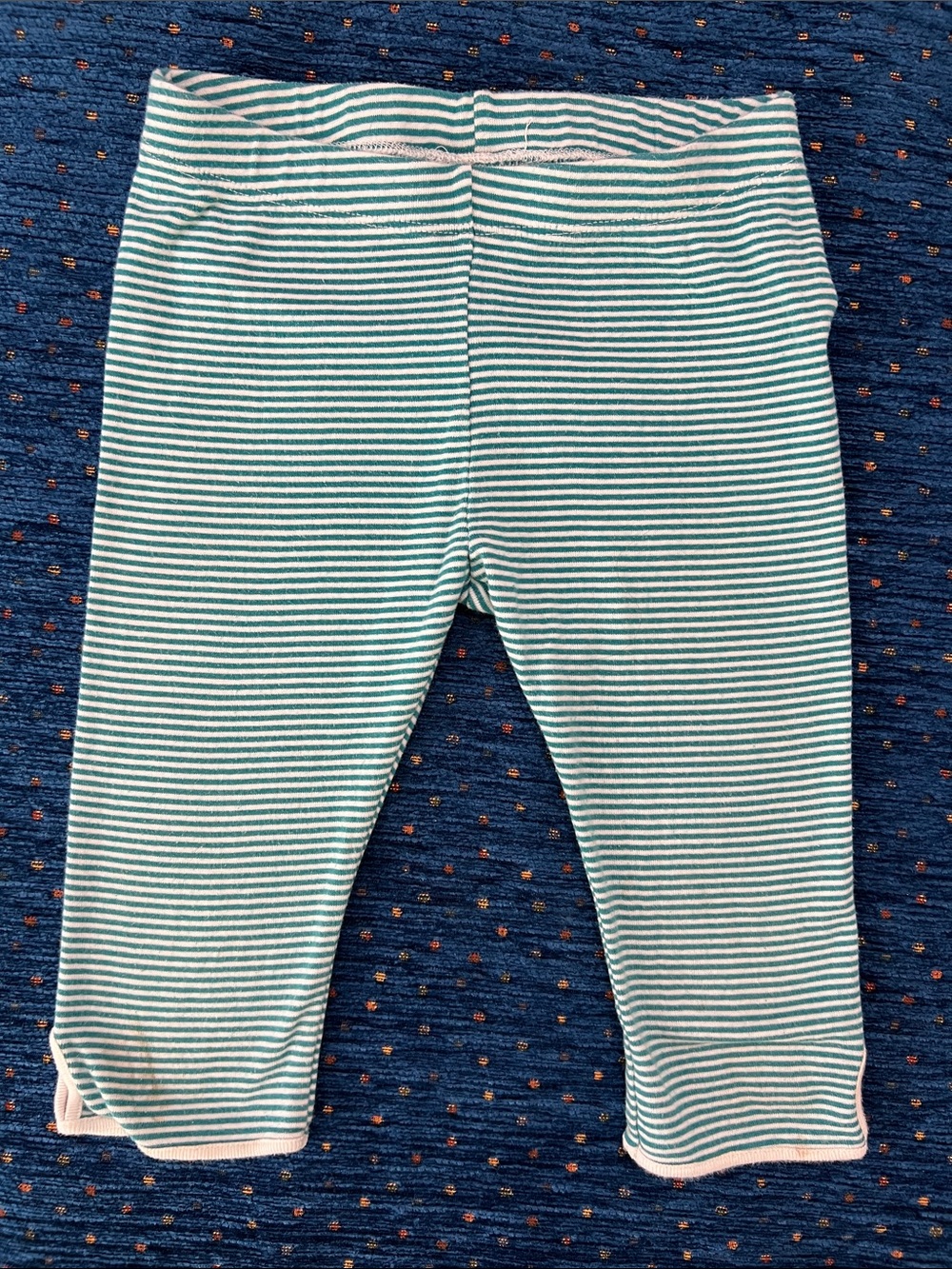 Tea collection size 7 Striped Green & White Kids cotton capris w keyhole detail